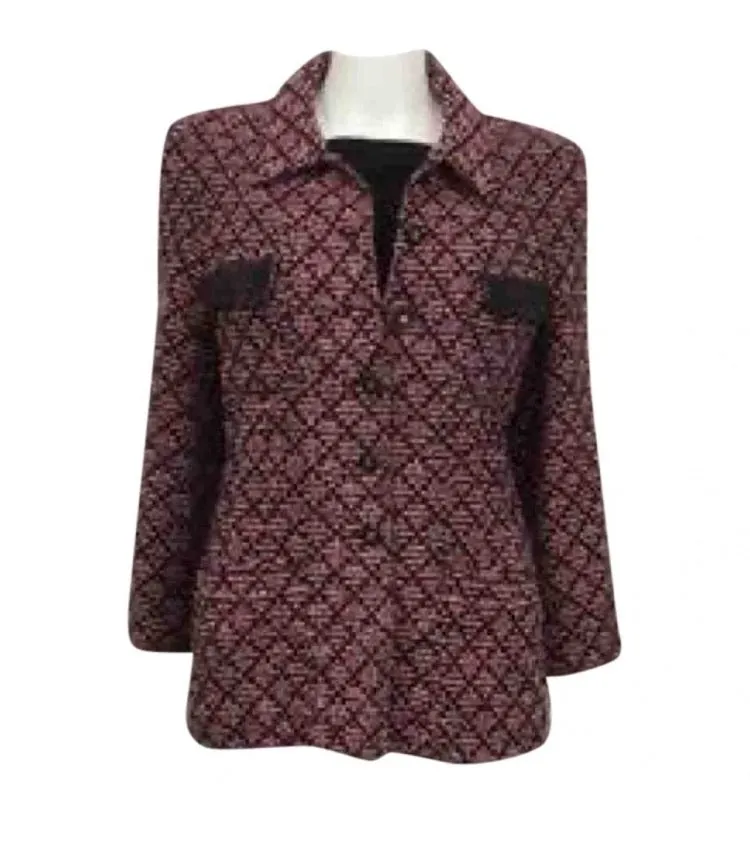 95P, 1995 Spring Vintage Chanel Pink Black Boucle Wool Tweed Dress Jacket Blazer US 6