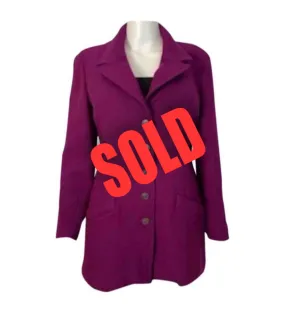 97A 1997 Fall Chanel Vintage Merlot jacket blazer FR 42 US 4/6, Looks perfect, but it's not