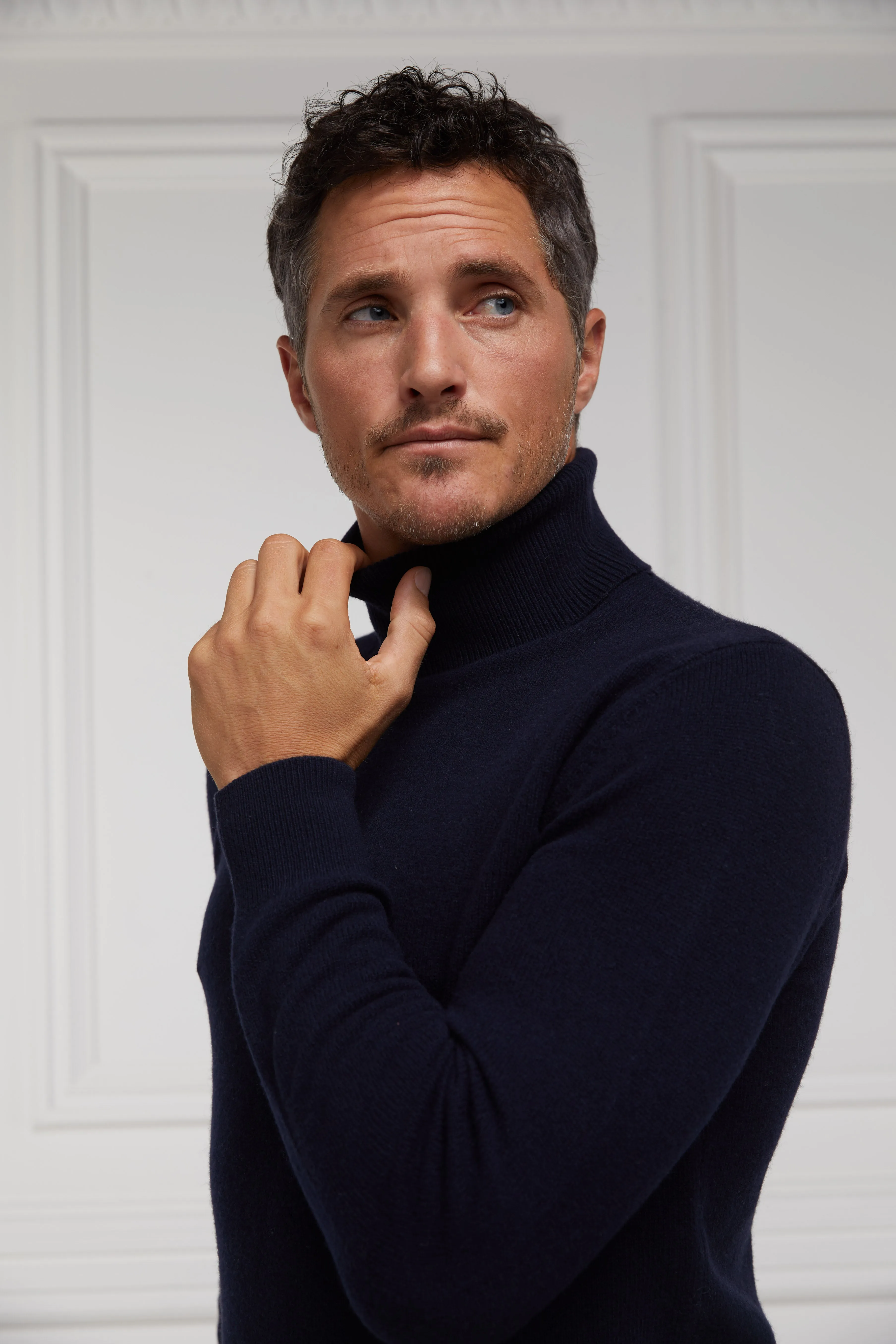 Byron Roll Neck Knit (Navy)