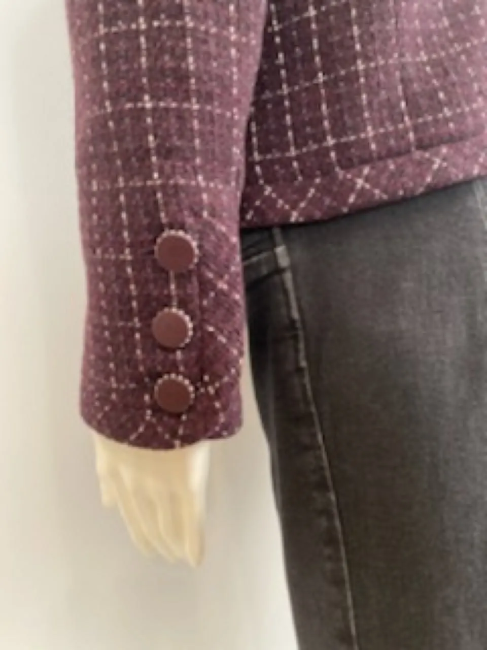 Chanel 02P 2002 Spring Maroon Tweed Jacket FR 42 US 6/8