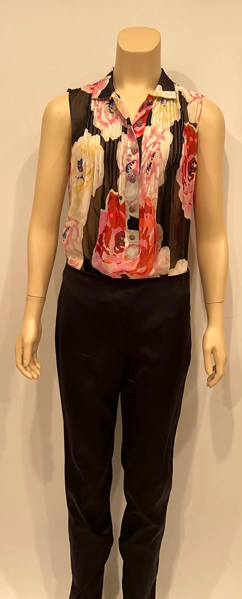 Chanel 11P 2011 Spring Black Floral Silk Chiffon Top Blouse FR 38 US 4/6