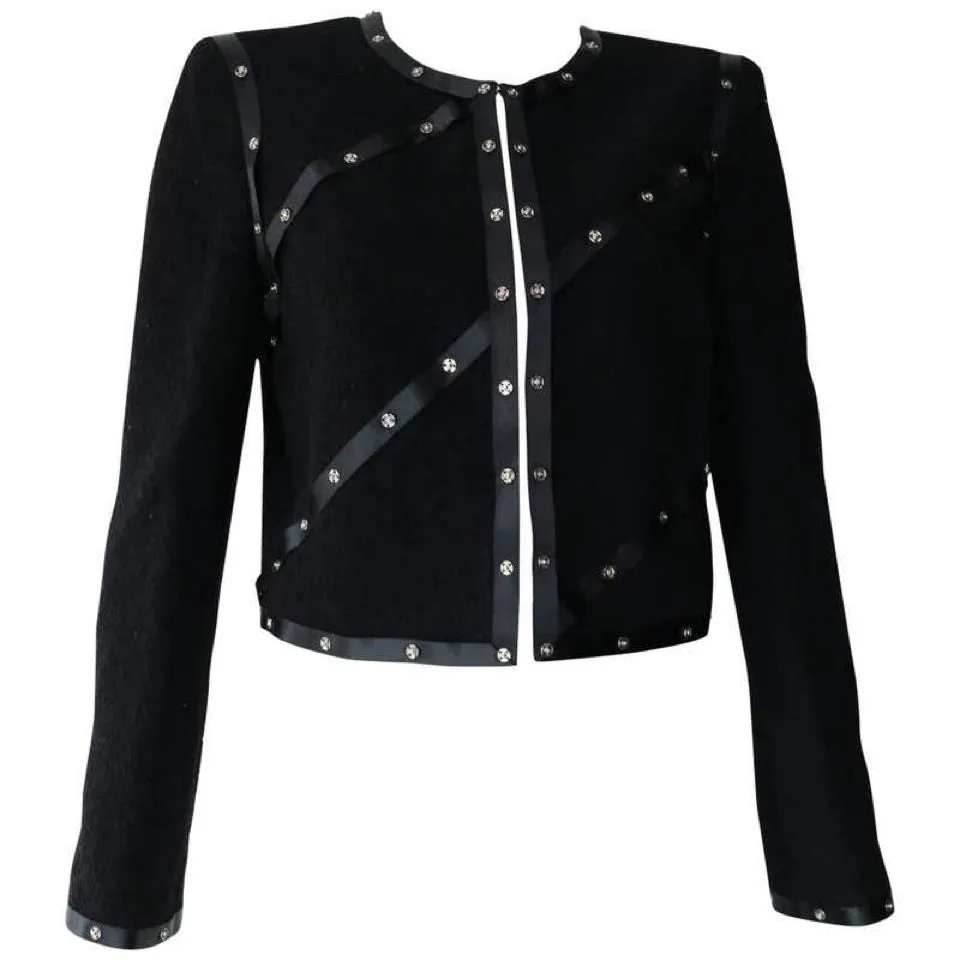 Chanel 2003 Fall 03A black Cropped Boucle Tweed Jacket FR 48 US 10/12