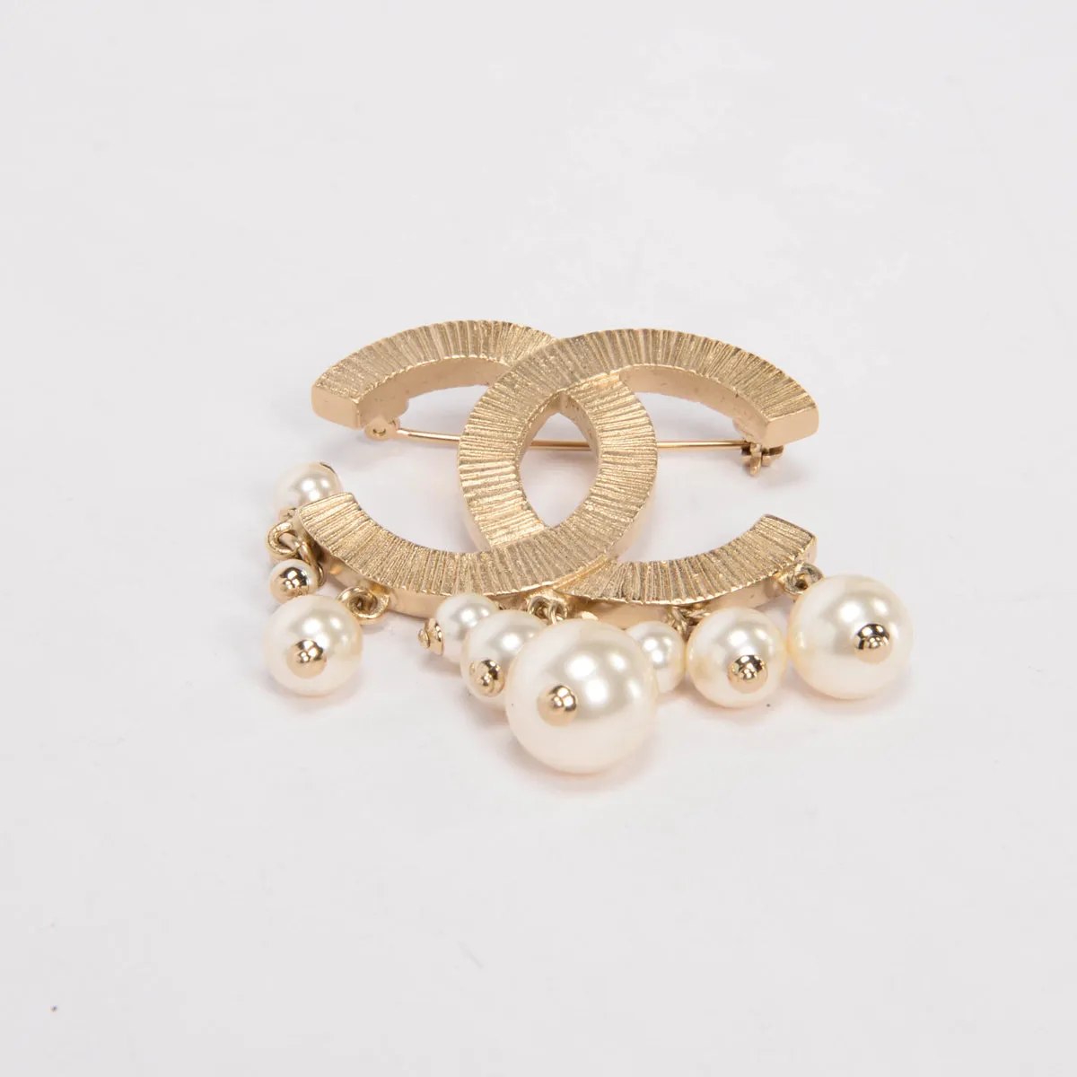 Chanel Light Gold Pearl Detail Brooch