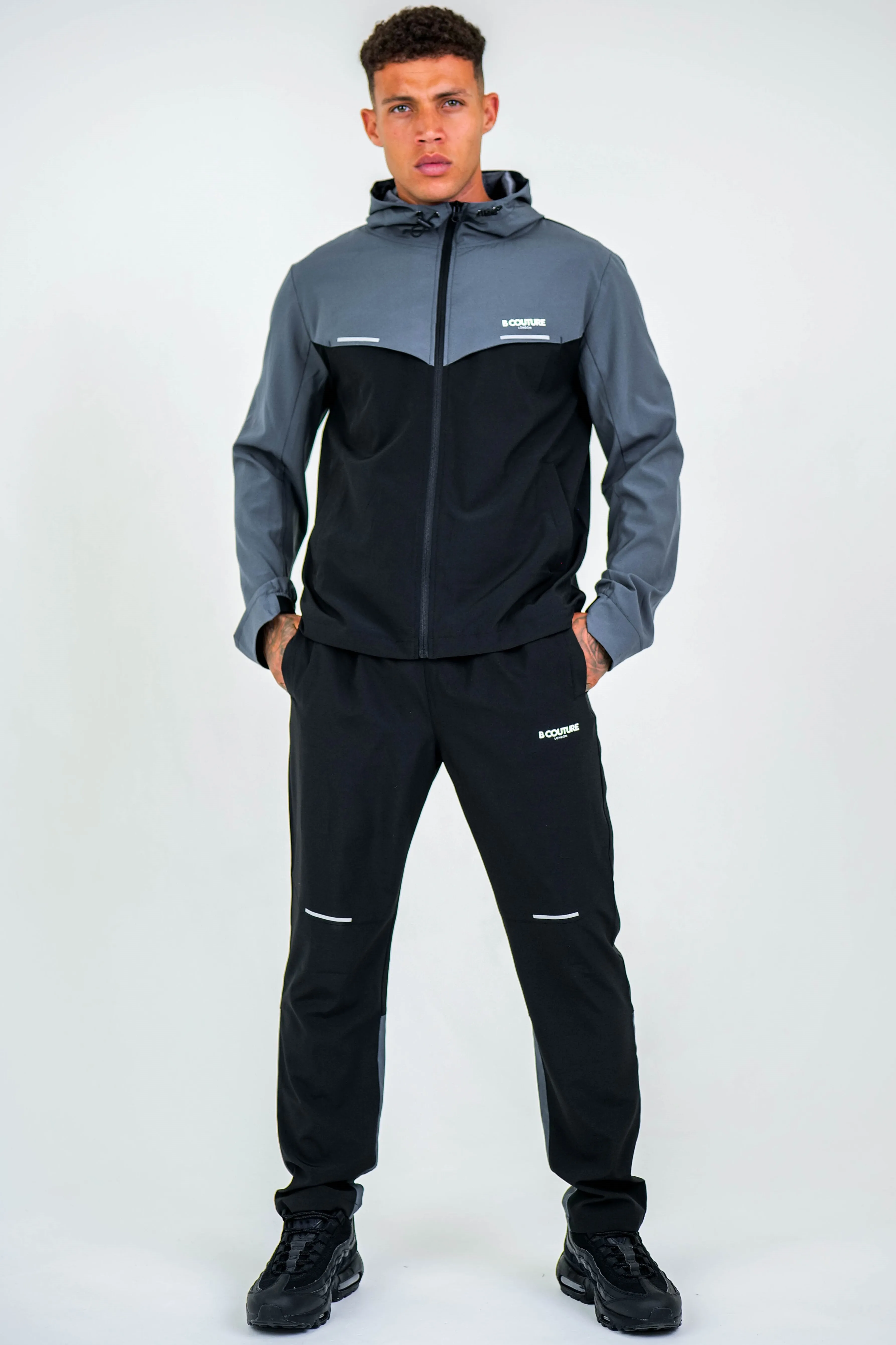 Chesterfield Tech Tracksuit - Black