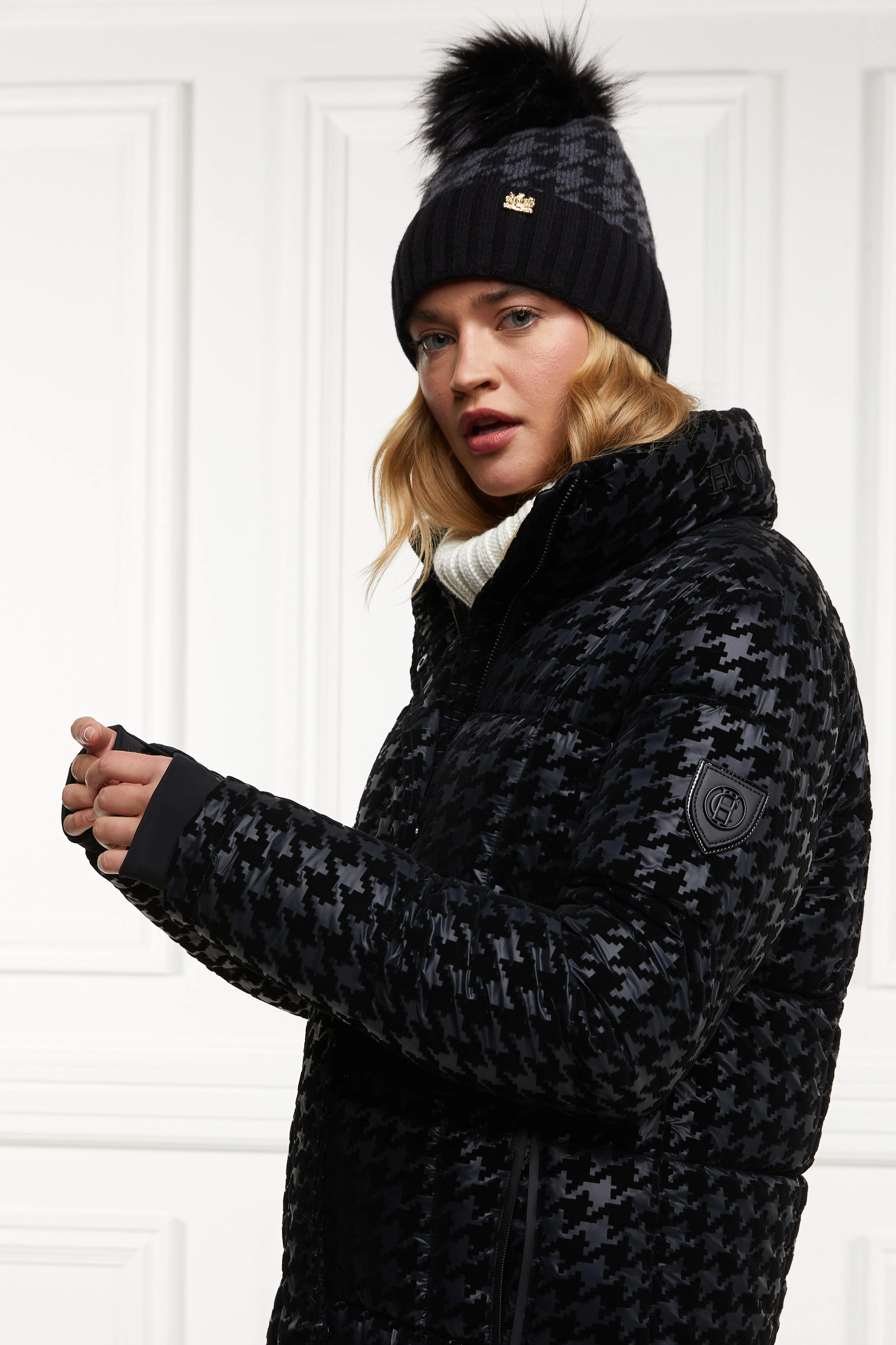 Crawford Longline Coat (Mono Houndstooth)