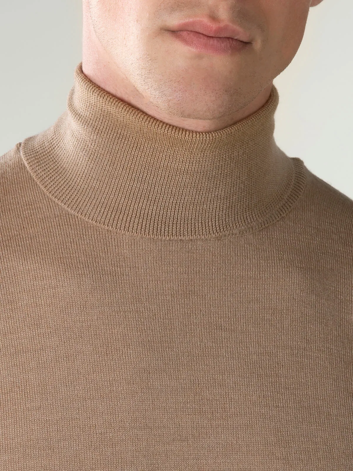 Extrafine Merino Rollneck Beige