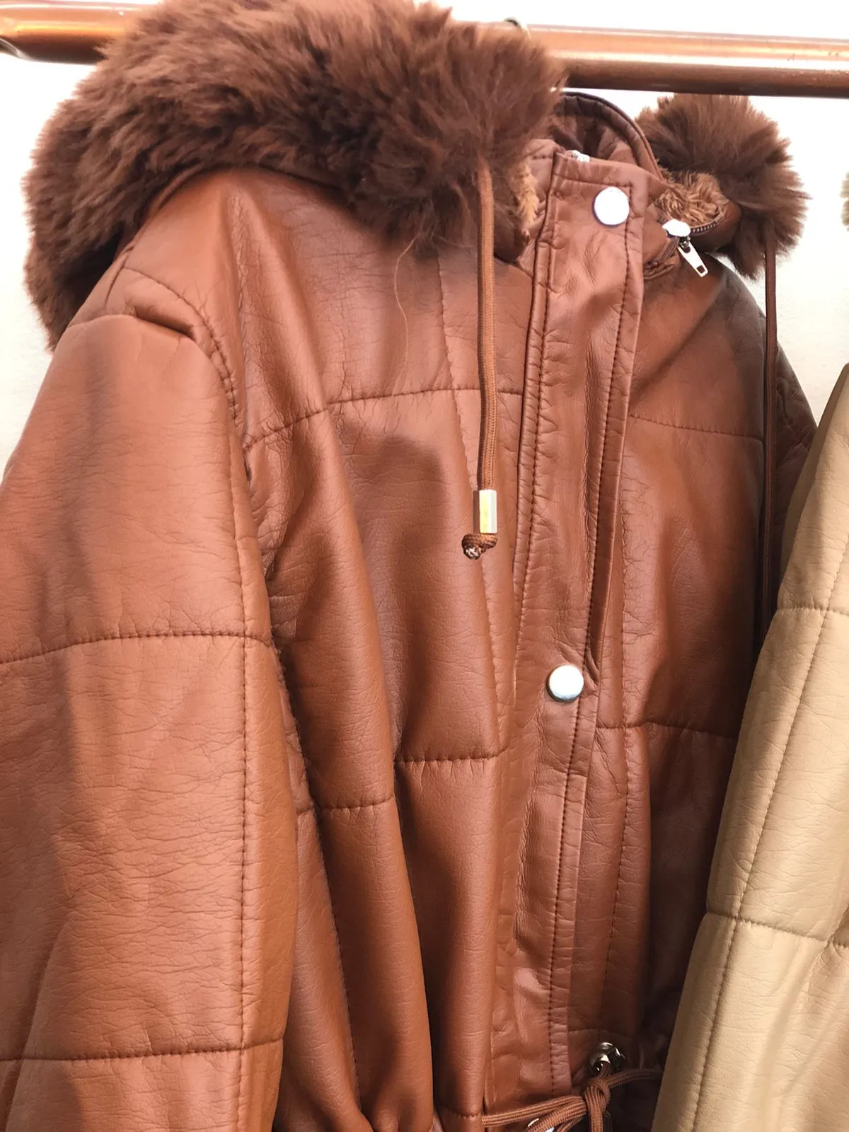 Parka Capuz Pelinho 8998  (14/O)