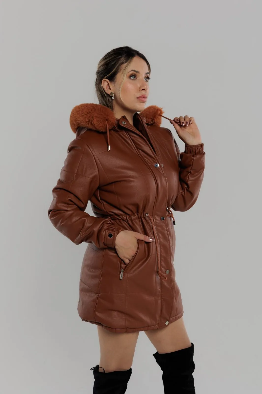 Parka Capuz Pelinho 8998  (14/O)