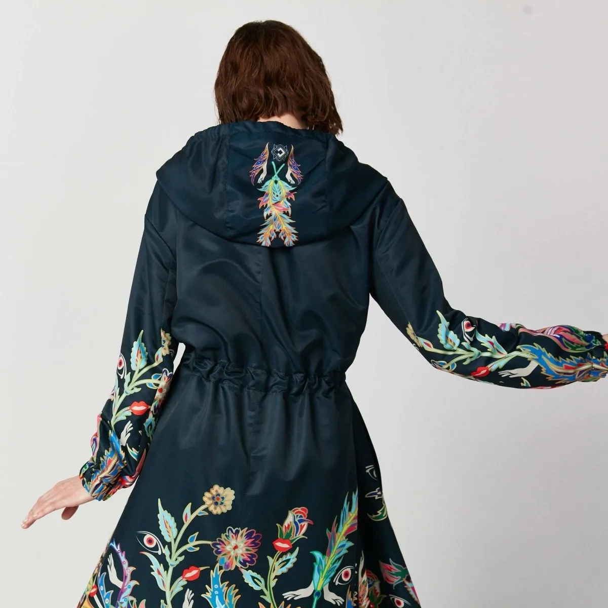 Secret Garden Coat & Bag Free!