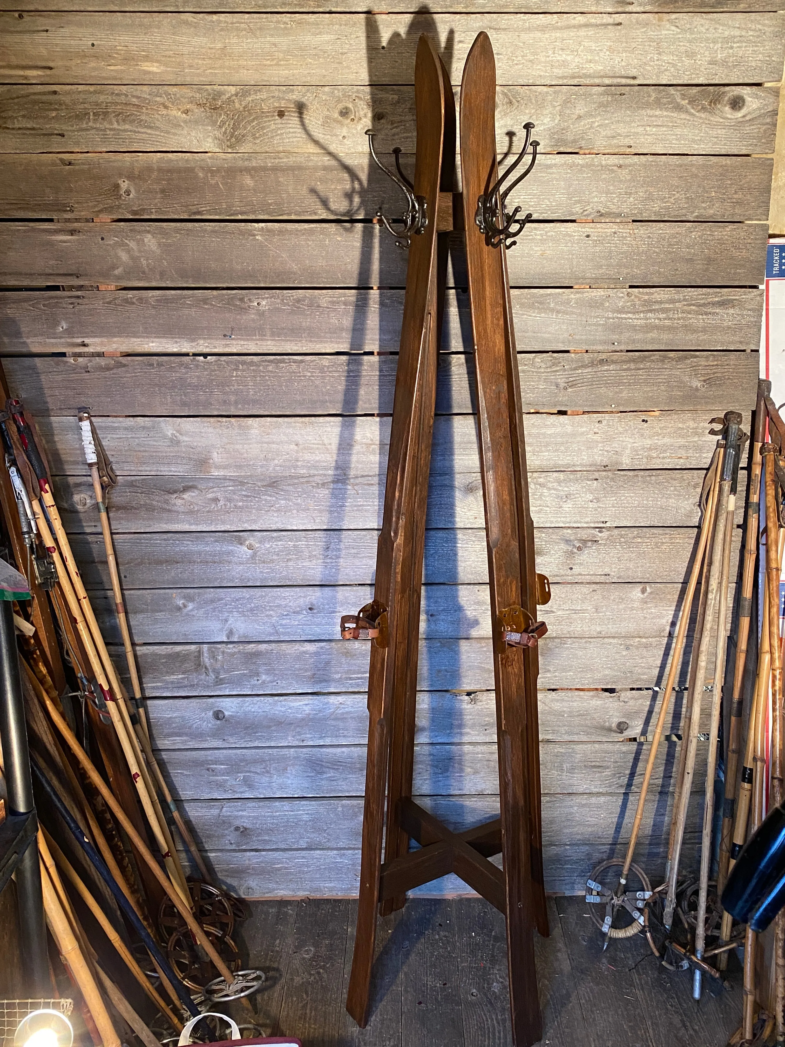 Ski Hall Tree - Standing Ski Coat Rack OREGON