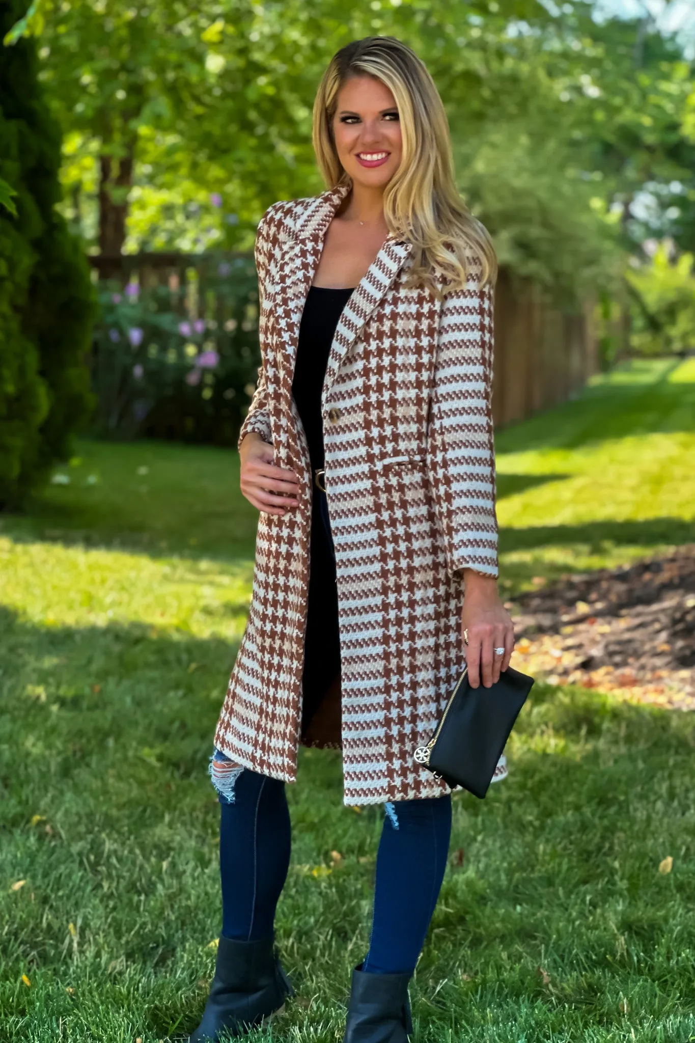 Storyteller Houndstooth Knee Length Coat : Camel/Cream