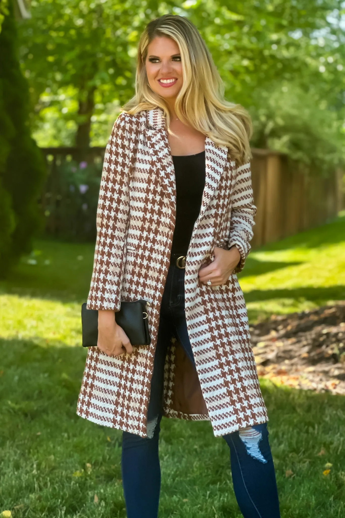 Storyteller Houndstooth Knee Length Coat : Camel/Cream