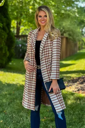 Storyteller Houndstooth Knee Length Coat : Camel/Cream