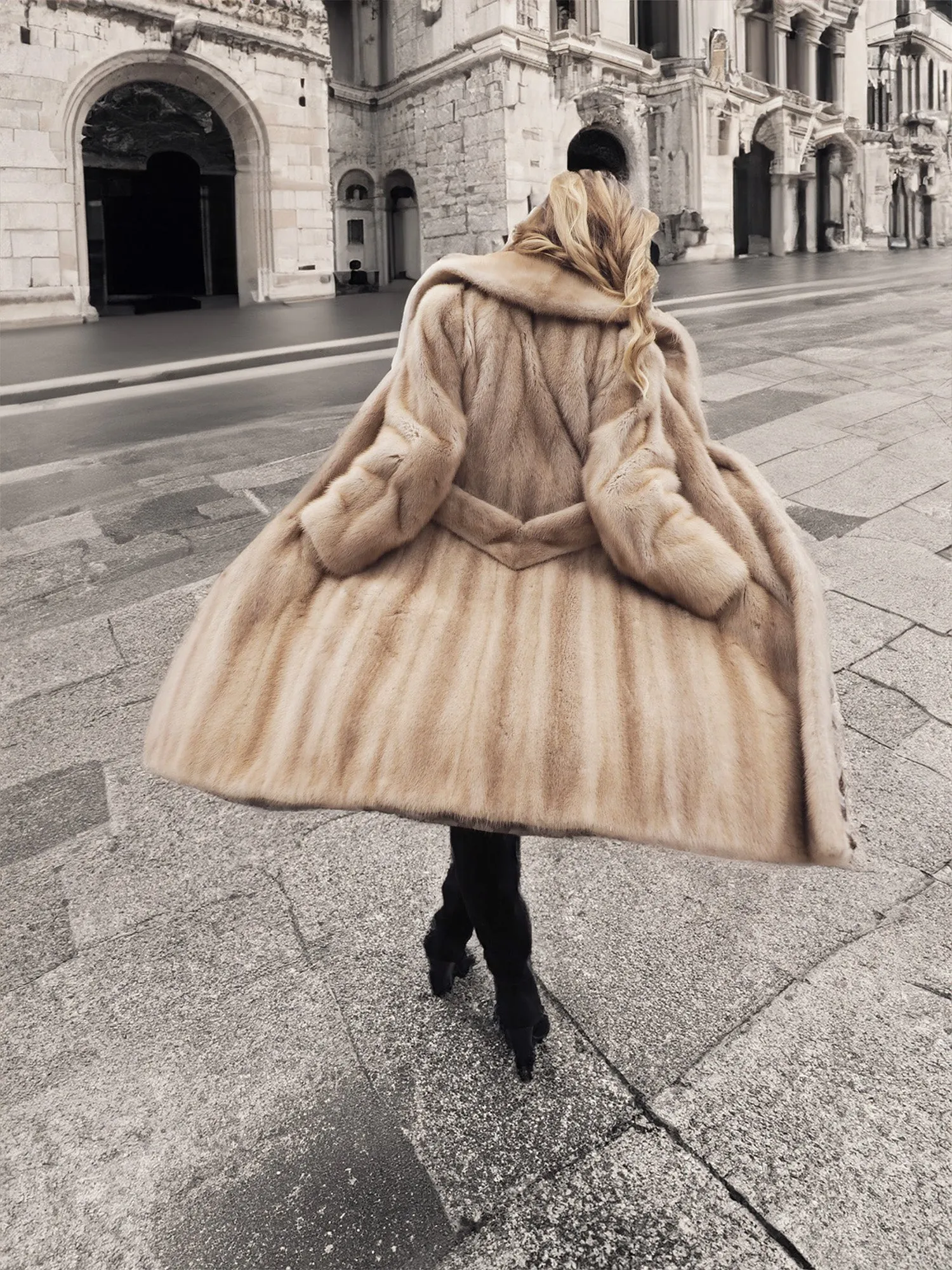 Vintage Canada Majestic Blond Mink Fur Coat Stroller By Eatons S